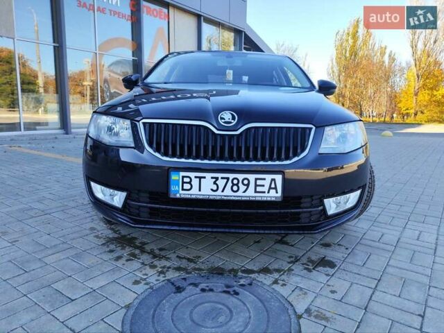 Шкода Октавія 2015 у Миколаєві на Automoto.ua Чорний Шкода Октавія, об'ємом двигуна 1.4 л та пробігом 131 тис. км за 11600 $, фото 8 на Automoto.ua
