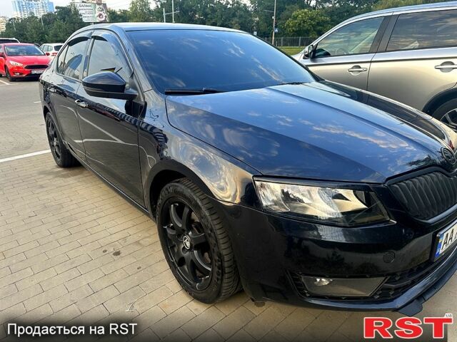 Черный Шкода Октавия, объемом двигателя 1.6 л и пробегом 239 тыс. км за 11400 $, фото 3 на Automoto.ua