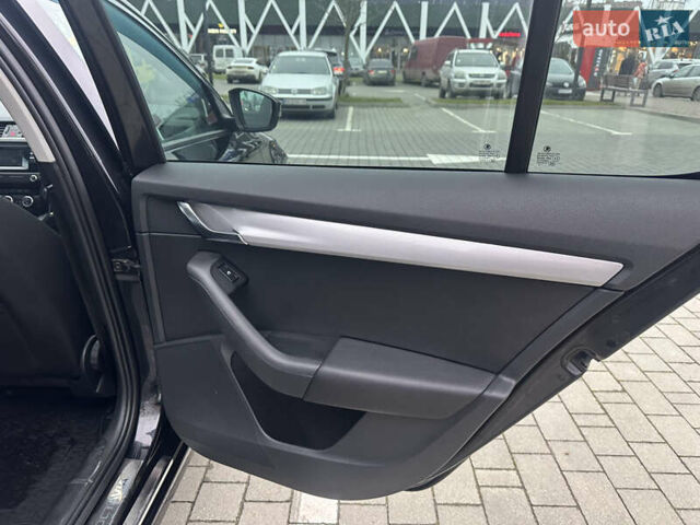 Чорний Шкода Октавія, об'ємом двигуна 1.4 л та пробігом 91 тис. км за 13500 $, фото 23 на Automoto.ua