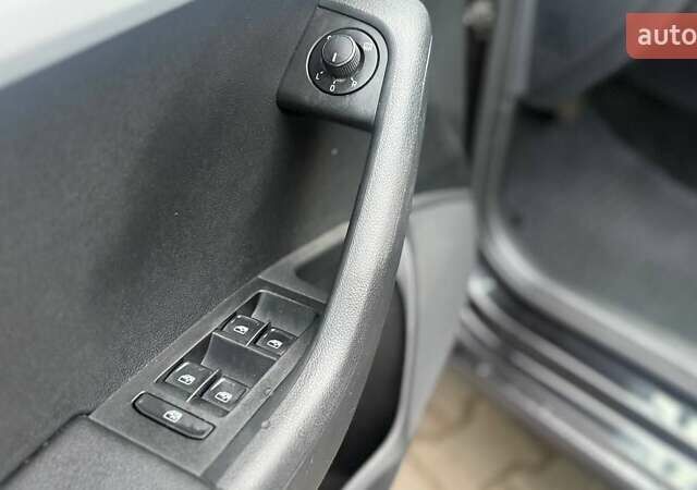 Чорний Шкода Октавія, об'ємом двигуна 1.6 л та пробігом 327 тис. км за 9900 $, фото 12 на Automoto.ua