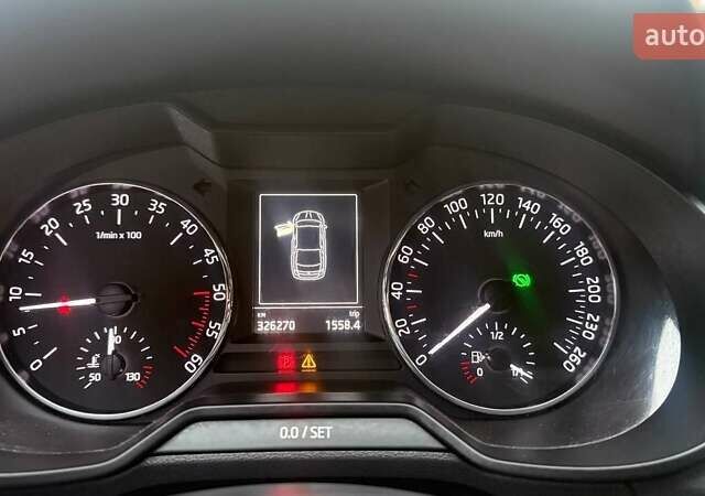 Чорний Шкода Октавія, об'ємом двигуна 1.6 л та пробігом 327 тис. км за 9900 $, фото 9 на Automoto.ua