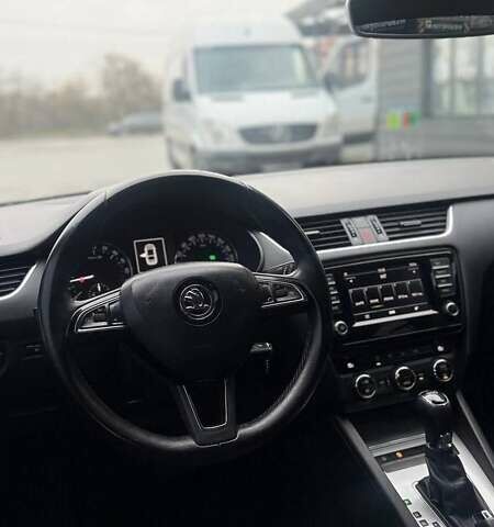 Чорний Шкода Октавія, об'ємом двигуна 1.6 л та пробігом 327 тис. км за 9900 $, фото 7 на Automoto.ua