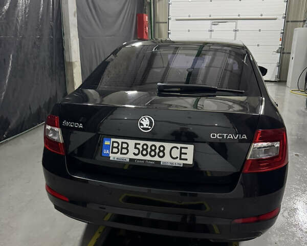Черный Шкода Октавия, объемом двигателя 1.4 л и пробегом 154 тыс. км за 12200 $, фото 1 на Automoto.ua