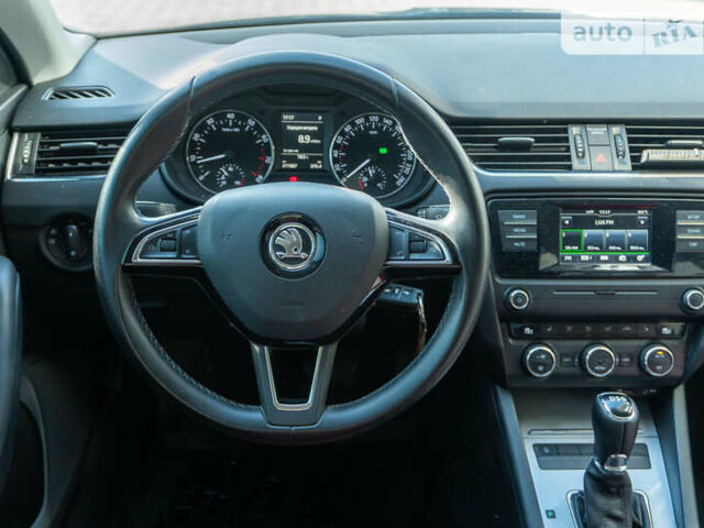 Черный Шкода Октавия, объемом двигателя 1.8 л и пробегом 211 тыс. км за 11990 $, фото 10 на Automoto.ua