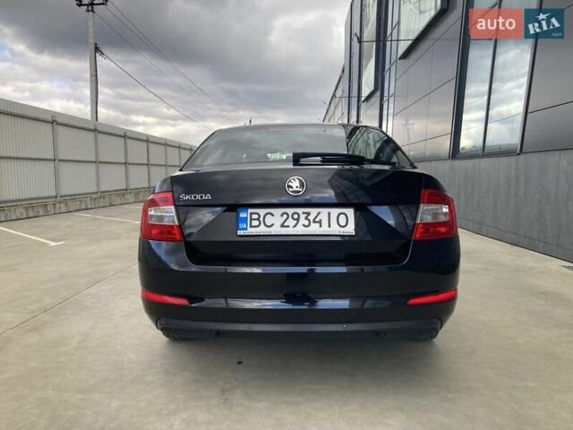 Черный Шкода Октавия, объемом двигателя 2 л и пробегом 294 тыс. км за 11800 $, фото 6 на Automoto.ua