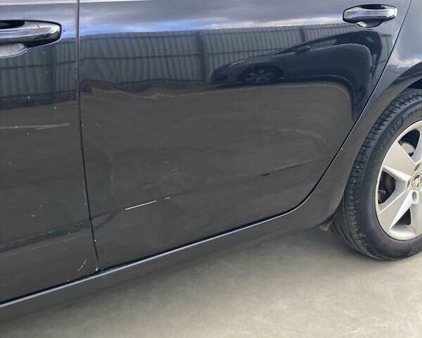 Черный Шкода Октавия, объемом двигателя 2 л и пробегом 294 тыс. км за 11800 $, фото 7 на Automoto.ua