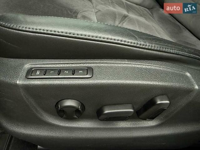 Чорний Шкода Октавія, об'ємом двигуна 1.97 л та пробігом 227 тис. км за 14700 $, фото 31 на Automoto.ua
