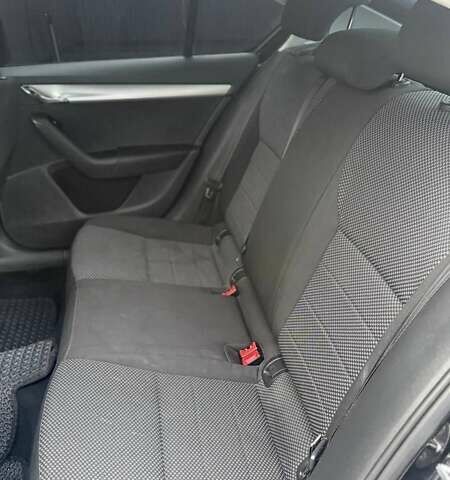 Чорний Шкода Октавія, об'ємом двигуна 1.6 л та пробігом 327 тис. км за 9900 $, фото 14 на Automoto.ua