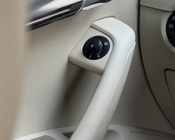 Чорний Шкода Октавія, об'ємом двигуна 1.6 л та пробігом 210 тис. км за 13900 $, фото 24 на Automoto.ua