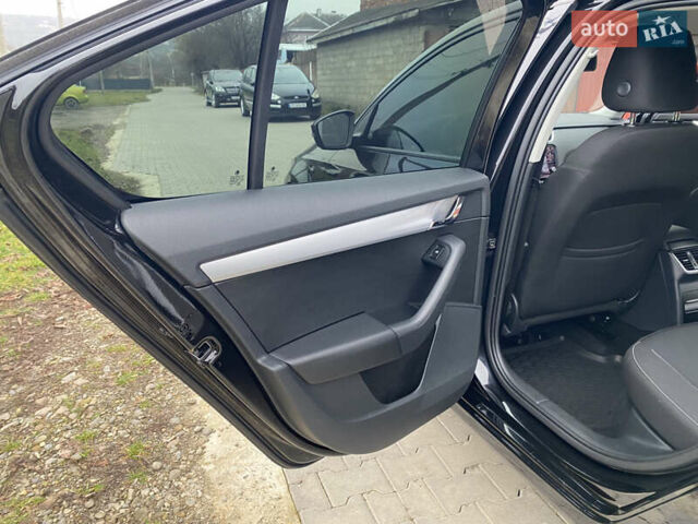 Черный Шкода Октавия, объемом двигателя 1.6 л и пробегом 269 тыс. км за 14200 $, фото 22 на Automoto.ua