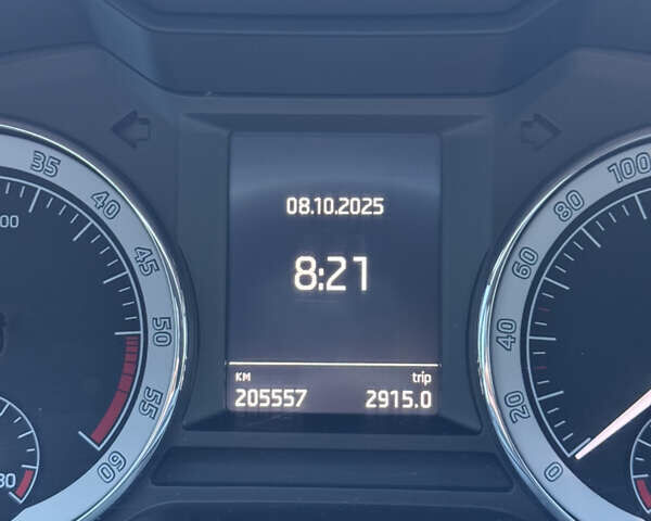 Черный Шкода Октавия, объемом двигателя 1.97 л и пробегом 205 тыс. км за 17200 $, фото 17 на Automoto.ua