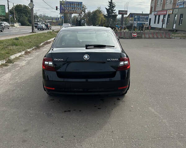 Шкода Октавія 2017 у Сумах на Automoto.ua Чорний Шкода Октавія, об'ємом двигуна 1.4 л та пробігом 124 тис. км за 13000 $, фото 1 на Automoto.ua