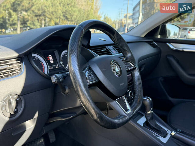 Шкода Октавія 2017 у Одесі на Automoto.ua Чорний Шкода Октавія, об'ємом двигуна 1.8 л та пробігом 260 тис. км за 14700 $, фото 12 на Automoto.ua