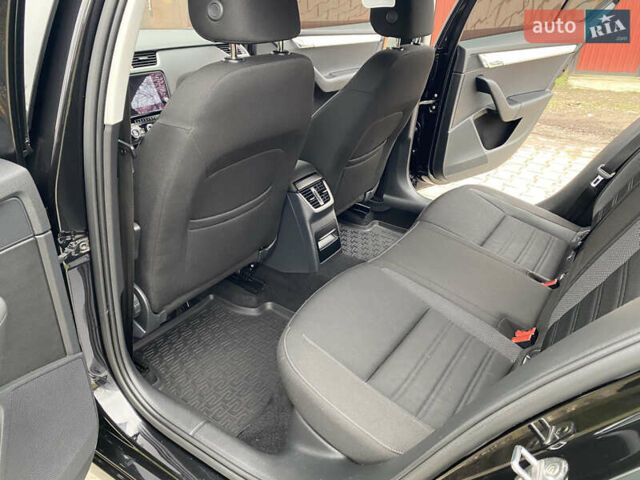 Черный Шкода Октавия, объемом двигателя 1.6 л и пробегом 269 тыс. км за 14200 $, фото 21 на Automoto.ua