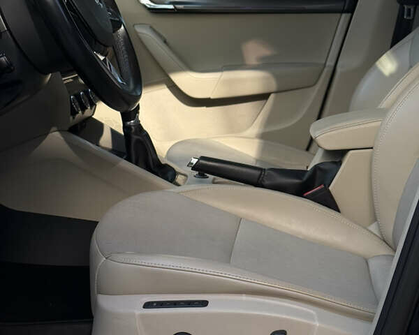 Чорний Шкода Октавія, об'ємом двигуна 1.6 л та пробігом 210 тис. км за 13900 $, фото 23 на Automoto.ua