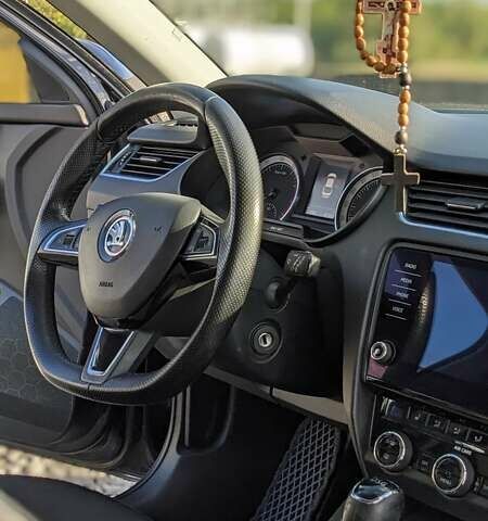 Черный Шкода Октавия, объемом двигателя 1.4 л и пробегом 130 тыс. км за 15500 $, фото 3 на Automoto.ua