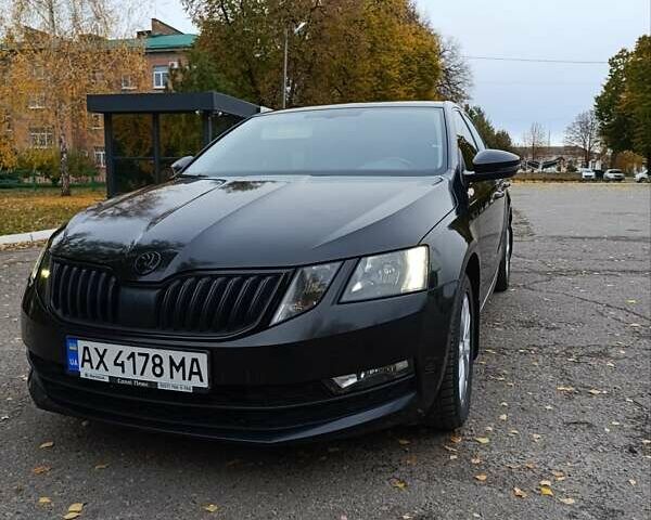 Черный Шкода Октавия, объемом двигателя 1.8 л и пробегом 74 тыс. км за 16999 $, фото 5 на Automoto.ua