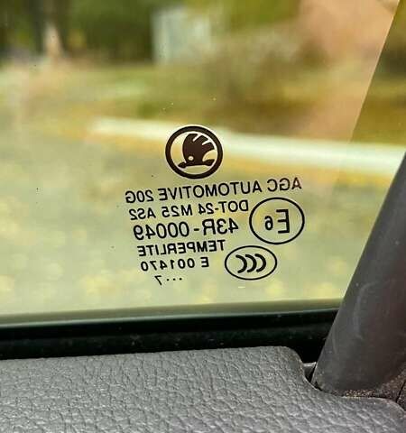 Черный Шкода Октавия, объемом двигателя 1.8 л и пробегом 74 тыс. км за 16999 $, фото 33 на Automoto.ua
