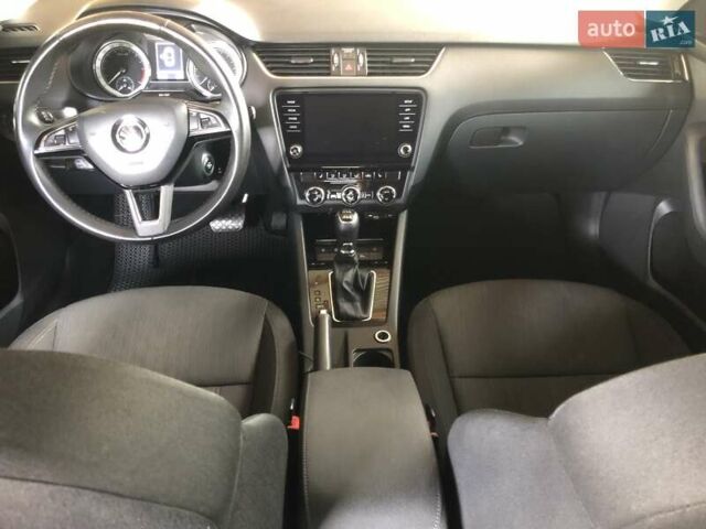 Черный Шкода Октавия, объемом двигателя 1.97 л и пробегом 235 тыс. км за 18200 $, фото 12 на Automoto.ua