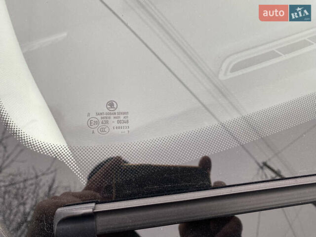 Черный Шкода Октавия, объемом двигателя 1.6 л и пробегом 269 тыс. км за 14200 $, фото 31 на Automoto.ua