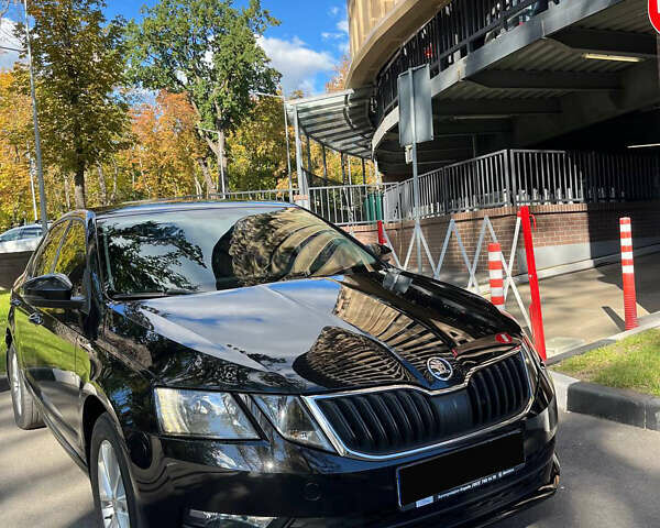 Черный Шкода Октавия, объемом двигателя 1.8 л и пробегом 121 тыс. км за 15000 $, фото 8 на Automoto.ua