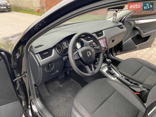 Черный Шкода Октавия, объемом двигателя 1.6 л и пробегом 269 тыс. км за 14200 $, фото 28 на Automoto.ua