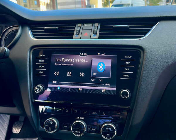 Шкода Октавия 2017 в Харькове на Automoto.ua Черный Шкода Октавия, объемом двигателя 1.8 л и пробегом 122 тыс. км за 15000 $, фото 5 на Automoto.ua