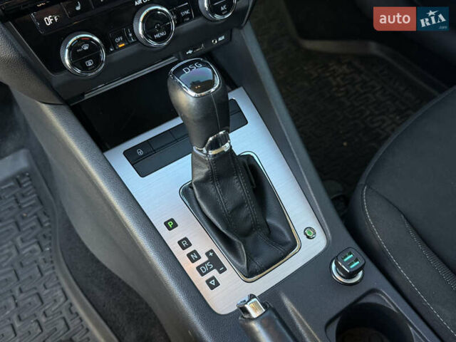 Шкода Октавія 2017 у Одесі на Automoto.ua Чорний Шкода Октавія, об'ємом двигуна 1.8 л та пробігом 260 тис. км за 14700 $, фото 25 на Automoto.ua