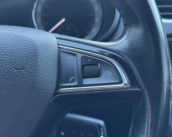 Черный Шкода Октавия, объемом двигателя 1.97 л и пробегом 205 тыс. км за 17200 $, фото 20 на Automoto.ua