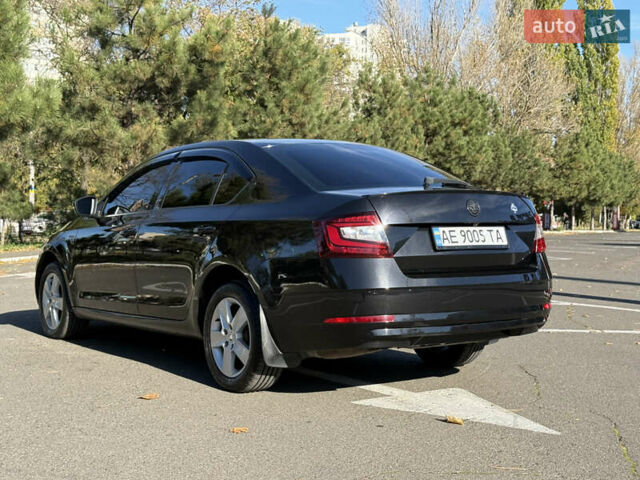 Шкода Октавія 2017 у Одесі на Automoto.ua Чорний Шкода Октавія, об'ємом двигуна 1.8 л та пробігом 260 тис. км за 14700 $, фото 6 на Automoto.ua