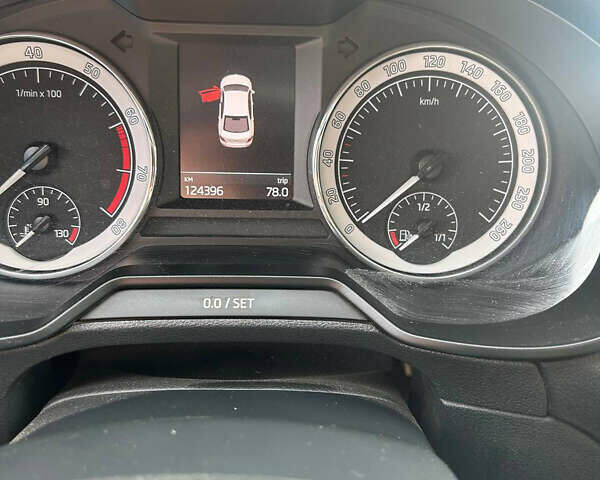 Шкода Октавія 2017 у Сумах на Automoto.ua Чорний Шкода Октавія, об'ємом двигуна 1.4 л та пробігом 124 тис. км за 13000 $, фото 7 на Automoto.ua