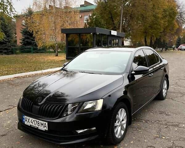 Черный Шкода Октавия, объемом двигателя 1.8 л и пробегом 74 тыс. км за 16999 $, фото 48 на Automoto.ua