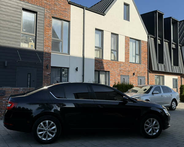 Чорний Шкода Октавія, об'ємом двигуна 1.6 л та пробігом 210 тис. км за 13900 $, фото 31 на Automoto.ua