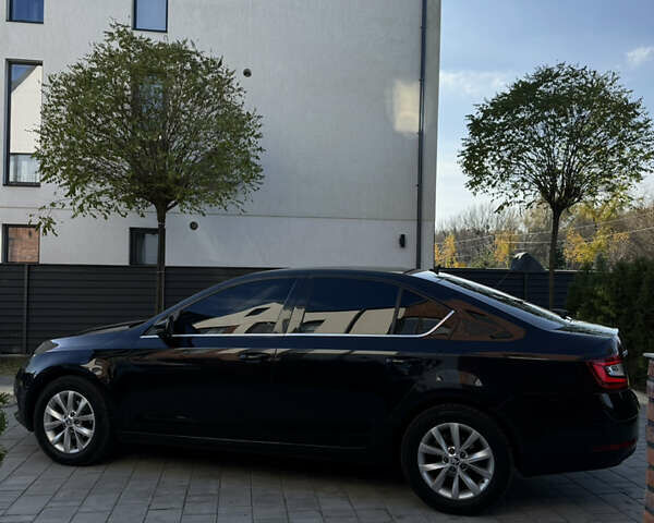 Чорний Шкода Октавія, об'ємом двигуна 1.6 л та пробігом 210 тис. км за 13900 $, фото 9 на Automoto.ua