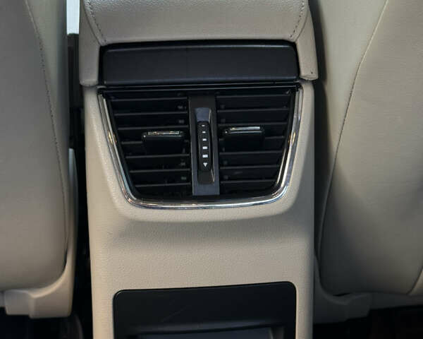 Чорний Шкода Октавія, об'ємом двигуна 1.6 л та пробігом 210 тис. км за 13900 $, фото 19 на Automoto.ua