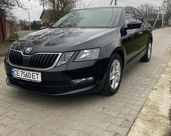 Черный Шкода Октавия, объемом двигателя 1.6 л и пробегом 269 тыс. км за 14200 $, фото 2 на Automoto.ua