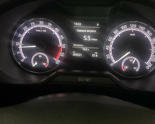 Черный Шкода Октавия, объемом двигателя 1.6 л и пробегом 269 тыс. км за 14200 $, фото 37 на Automoto.ua