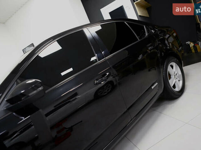 Черный Шкода Октавия, объемом двигателя 1.97 л и пробегом 163 тыс. км за 15900 $, фото 16 на Automoto.ua