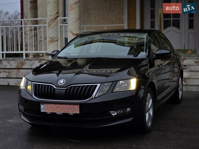 Чорний Шкода Октавія, об'ємом двигуна 2 л та пробігом 228 тис. км за 13999 $, фото 5 на Automoto.ua