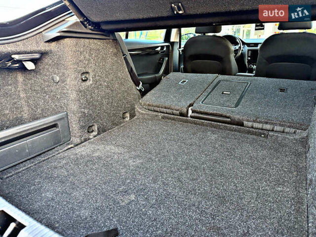 Чорний Шкода Октавія, об'ємом двигуна 2.01 л та пробігом 165 тис. км за 18550 $, фото 64 на Automoto.ua