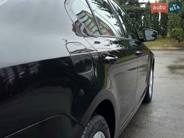 Чорний Шкода Октавія, об'ємом двигуна 2 л та пробігом 228 тис. км за 13999 $, фото 26 на Automoto.ua