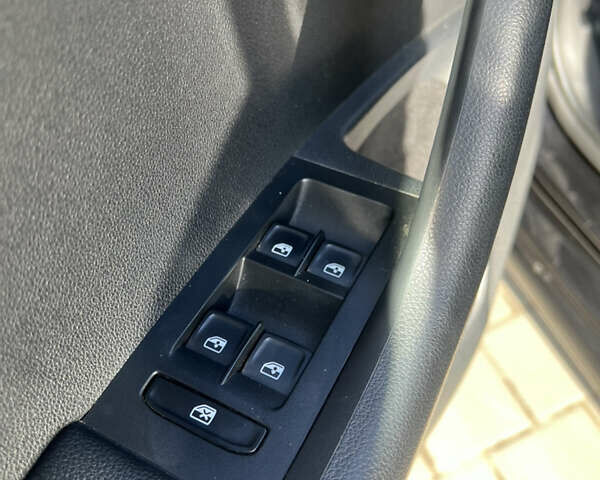 Чорний Шкода Октавія, об'ємом двигуна 1.4 л та пробігом 357 тис. км за 10500 $, фото 10 на Automoto.ua