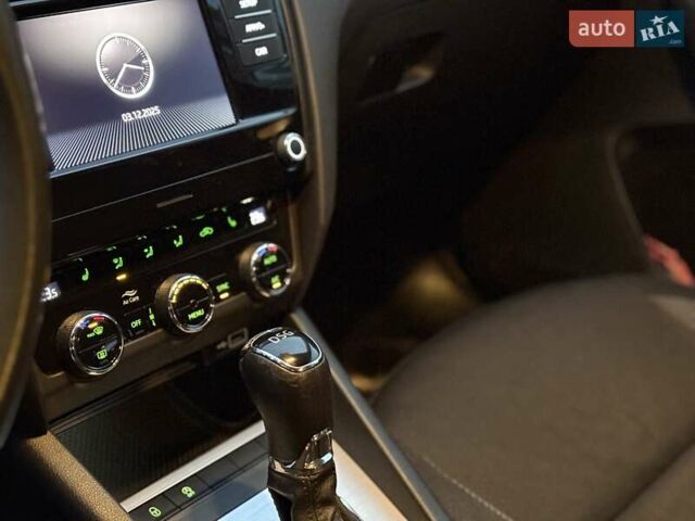 Черный Шкода Октавия, объемом двигателя 1.4 л и пробегом 117 тыс. км за 14100 $, фото 18 на Automoto.ua