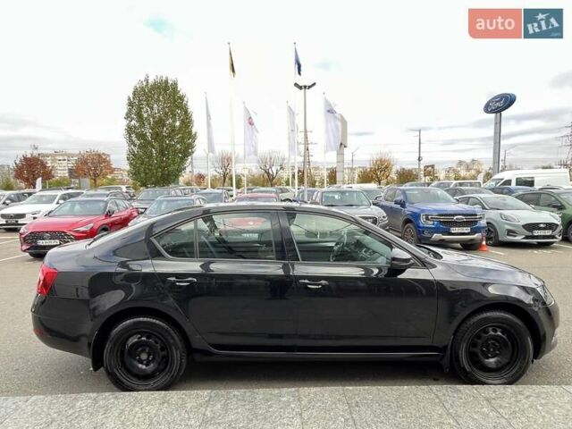 Чорний Шкода Октавія, об'ємом двигуна 1.4 л та пробігом 134 тис. км за 11878 $, фото 4 на Automoto.ua