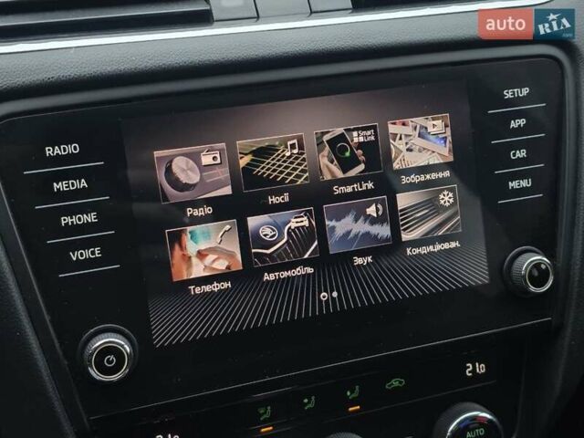 Чорний Шкода Октавія, об'ємом двигуна 2 л та пробігом 228 тис. км за 13999 $, фото 32 на Automoto.ua