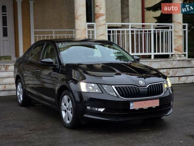 Чорний Шкода Октавія, об'ємом двигуна 2 л та пробігом 228 тис. км за 13999 $, фото 3 на Automoto.ua