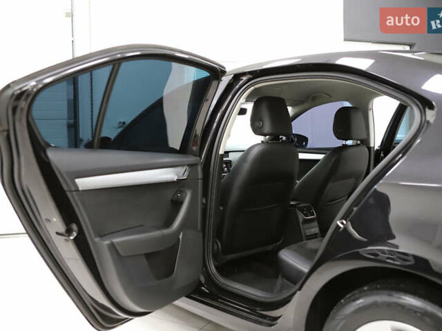 Черный Шкода Октавия, объемом двигателя 1.97 л и пробегом 163 тыс. км за 15900 $, фото 77 на Automoto.ua