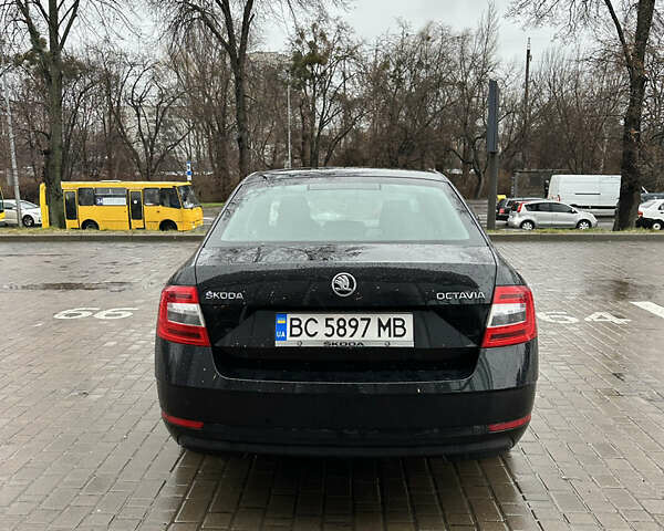 Черный Шкода Октавия, объемом двигателя 1.4 л и пробегом 119 тыс. км за 11500 $, фото 7 на Automoto.ua