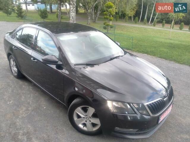 Чорний Шкода Октавія, об'ємом двигуна 1.6 л та пробігом 210 тис. км за 11900 $, фото 7 на Automoto.ua