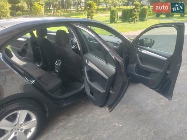 Чорний Шкода Октавія, об'ємом двигуна 1.6 л та пробігом 210 тис. км за 11900 $, фото 24 на Automoto.ua